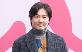 [포토] 서울패션위크, 데무 런웨이 참석한 조연우 