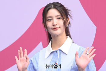 [포토] 박정화 '서울패션위크 왔어요'