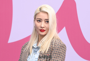 [포토] 서울패션위크 황보, 강렬한 눈빛