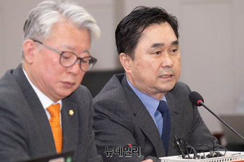 [포토] 개혁신당 최고위원회의, 발언하는 김종민 최고위원 