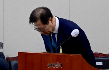 [포토] 인사하는 박성재 법무부 장관 후보자