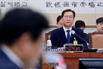 [포토] 답변하는 박성재 법무부 장관 후보자