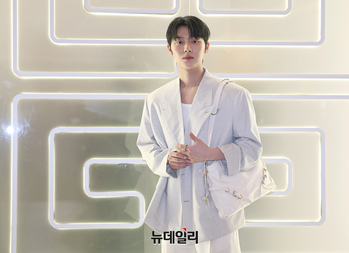 [포토] 배우 최현욱, 깔끔한 스타일