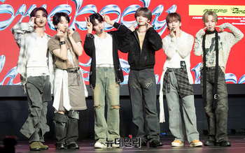 [포토] 에이머스, 두 번째 싱글앨범 '썸바디'로 컴백