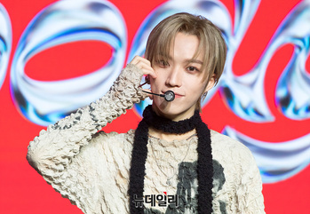 [포토] 에이머스 우영, 상큼한 볼하트 