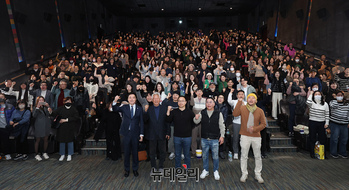 [포토] 가세연-호국단, 영화 '건국전쟁' 단체관람 