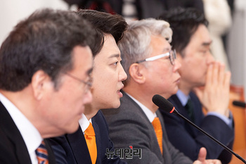 [포토] 개혁신당 최고위원회의, 모두발언하는 이준석 공동대표