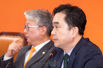 [포토] 발언하는 김종민 개혁신당 최고위원 