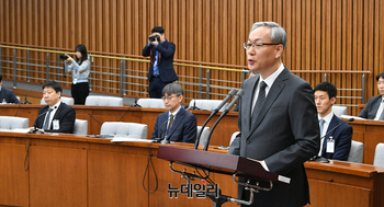 [포토] 인사말 하는 엄상필 대법관 후보자