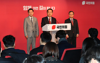 [포토] 심사결과 발표하는 정영환 국민의힘 공천관리위원장