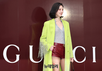 [포토] 모델 아이린, 포즈 취하면 화보