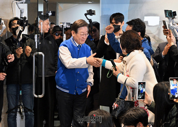 [포토] 황희 후보 사무실 찾은 이재명 민주당 대표