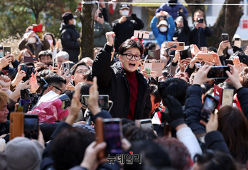 [포토] 이재명 살던 양지마을 방문한 한동훈 