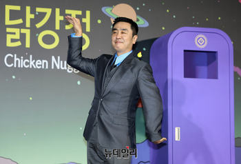 [포토] 넷플릭스 닭강정 주연맡은 류승용