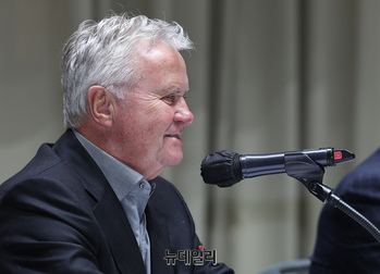 [포토] 서울시향 홍보대사 된 '거스 히딩크'