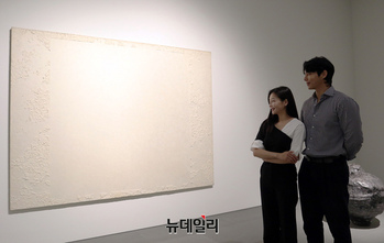 [포토] 신세계갤러리, 한국현대미술거장 6인과 함께 선보이는 '묵상'展