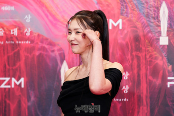 [포토] 임선우, 수줍은 볼하트