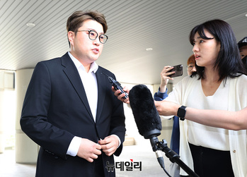 [포토] '음주운전 뺑소니' 김호중, 영장심사 출석 