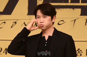 [포토] 지성 '터질듯한 볼하트'