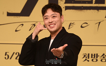 [포토] 정순원 '연락 주세요'