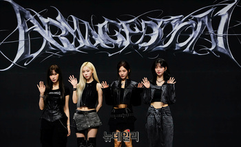 [포토] 정규 1집 '아마겟돈' 돌아온 에스파