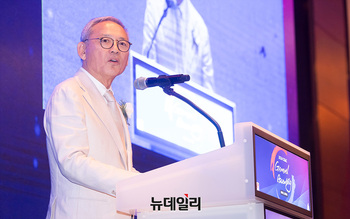 [포토] 국제저작권관리단체연맹 총회, 환영사 하는 유인촌 장관