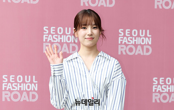 [포토] 한동희, 밝은 미소