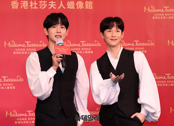 [영상] 임시완이 2명 '마담 투소 홍콩' 한류존에 전시될 밀랍인형 공개