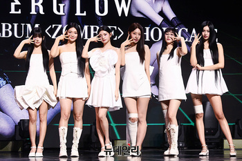 [포토] 다섯 번쨰 앨범 '좀비' 돌아온 에버글로우 