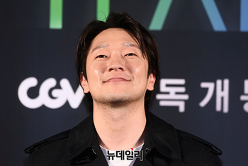 [포토] 밤낚시 손석구 '낚시하러 가볼까'