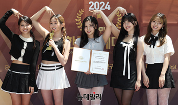 [포토] 버스터즈 "상 받아 신나요"