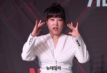 [포토] 개그우먼 이은지, 톡톡 튀는 포토타임