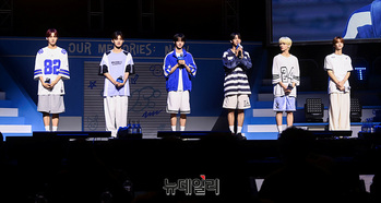 [포토] 소감 밝히는 투어스(TWS)