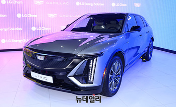 [포토] 캐딜락 첫 순수 전기 SUV '리릭'...완충 주행거리 465km