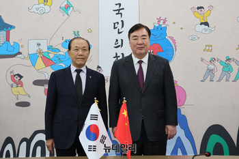[포토] 싱하이밍 주한 중국대사 면담하는 황우여 비대위원장