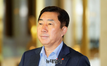 [포토] 김용석 롯데정밀화학 대표, VCM 참석 