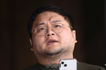 '쯔양 협박' 구제역·주작감별사 구속 … "혐의 사실 중대"