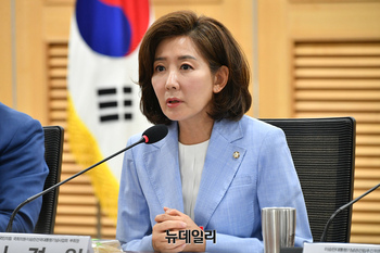 [포토] 발언하는 나경원 이승만대통령기념관건립추진위원회 부위원장