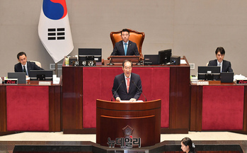 [포토] 예결위 출석한 한덕수 국무총리