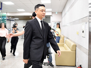[포토] '마약 상습 투약' 유아인 법정 구속...1심 징역 1년