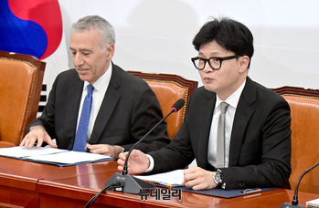 [포토] 주한미국대사와 환담 나누는 한동훈 대표