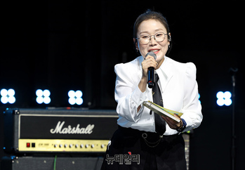 [포토] QWER 소개하는 박슬기