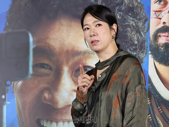 [영상] 염혜란, 코믹활극 '아마존 활명수'로 스크린 복귀