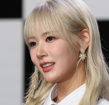 [영상] 비웨이브, 금발 레나