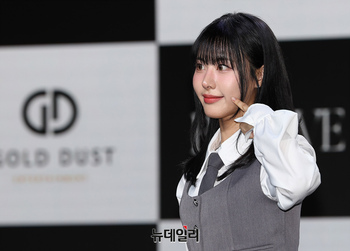 [영상] 비웨이브, 동그란눈 제나