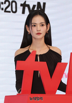 [영상] 정년이 김윤혜, 디테일한 손끝