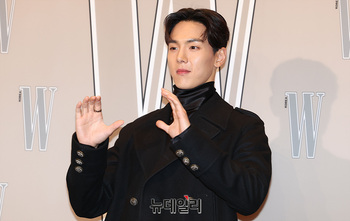 [영상] 포즈 취하는 몬스타엑스 셔누 