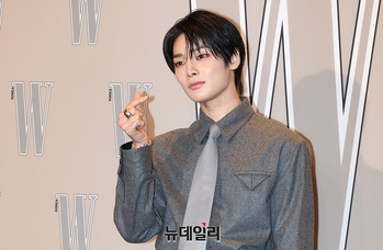 [영상] 스트레이키즈 아이엔, 손가락 하트