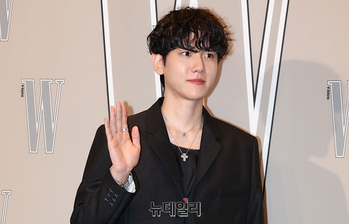 [영상] 백현 '반가워요'