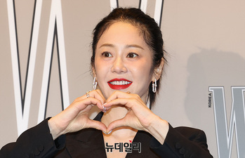 [영상] 고현정 '우아한 하트'